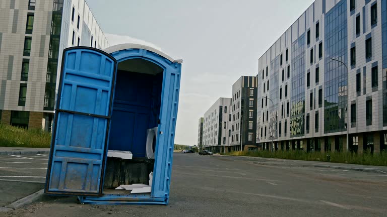 Best VIP or Luxury Restroom Trailers  in Wiggins, CO